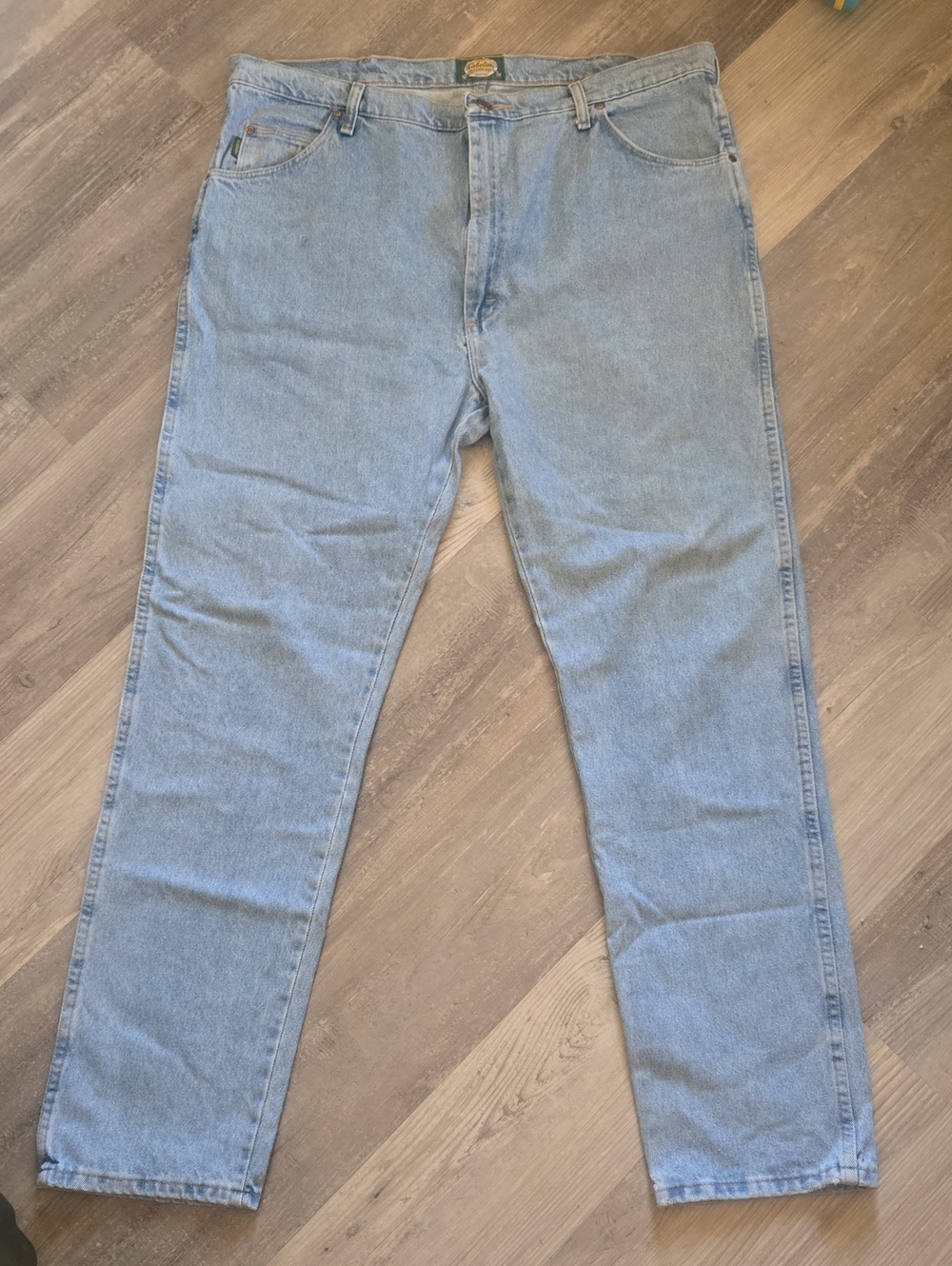 Cabela's Men's Straight Jeans in Light Blue Denim
